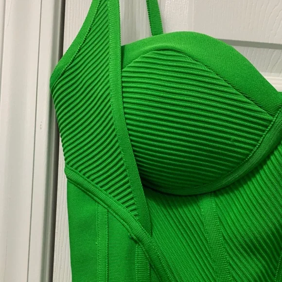 FASHION NOVA Green Bodycon Dress - Picture 3 of 6